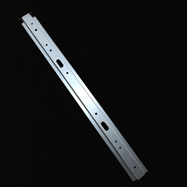 Traverse de renfort de coffre Peugeot 205 En acier de 1 mm