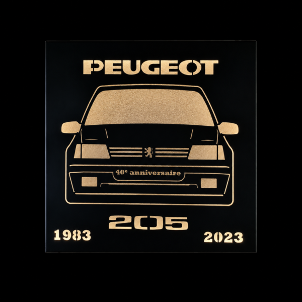 lightbox 40 Boîte lumineuse Peugeot 205 – 40e anniversaire (1983–2023)