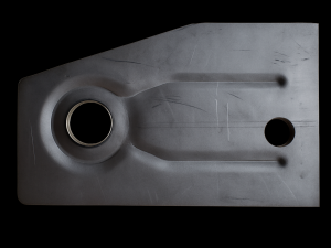 Pièce de restauration inférieure avant gauche Peugeot 205