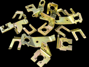 Brake hose brackets with clips – Peugeot 205 GTI / CTI – yellow zinc plated steel – complete set