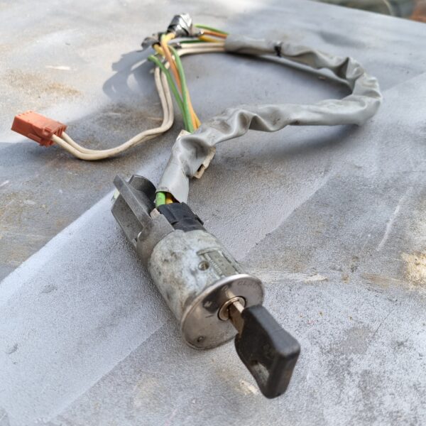 20260914_104210 Peugeot 205 Ignition Lock / Steering Lock CLAUSOR with Key – Ref. 416229