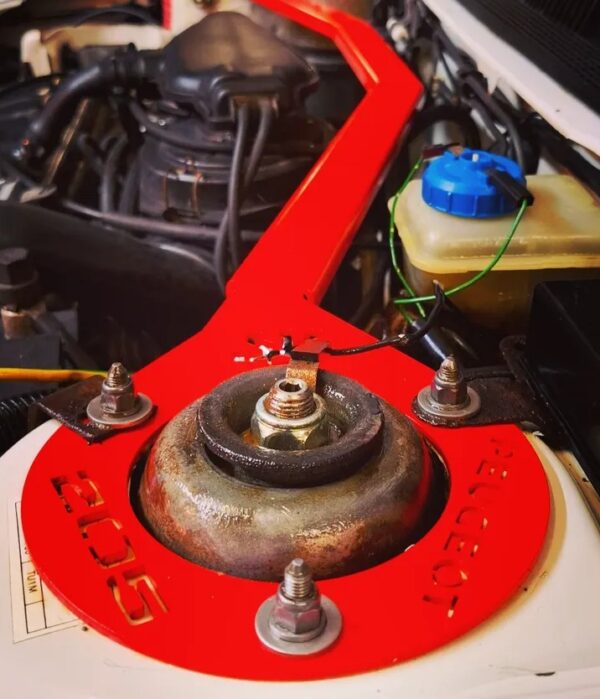 Barre anti-rapprochement – Peugeot 205 moteur TU – Rouge